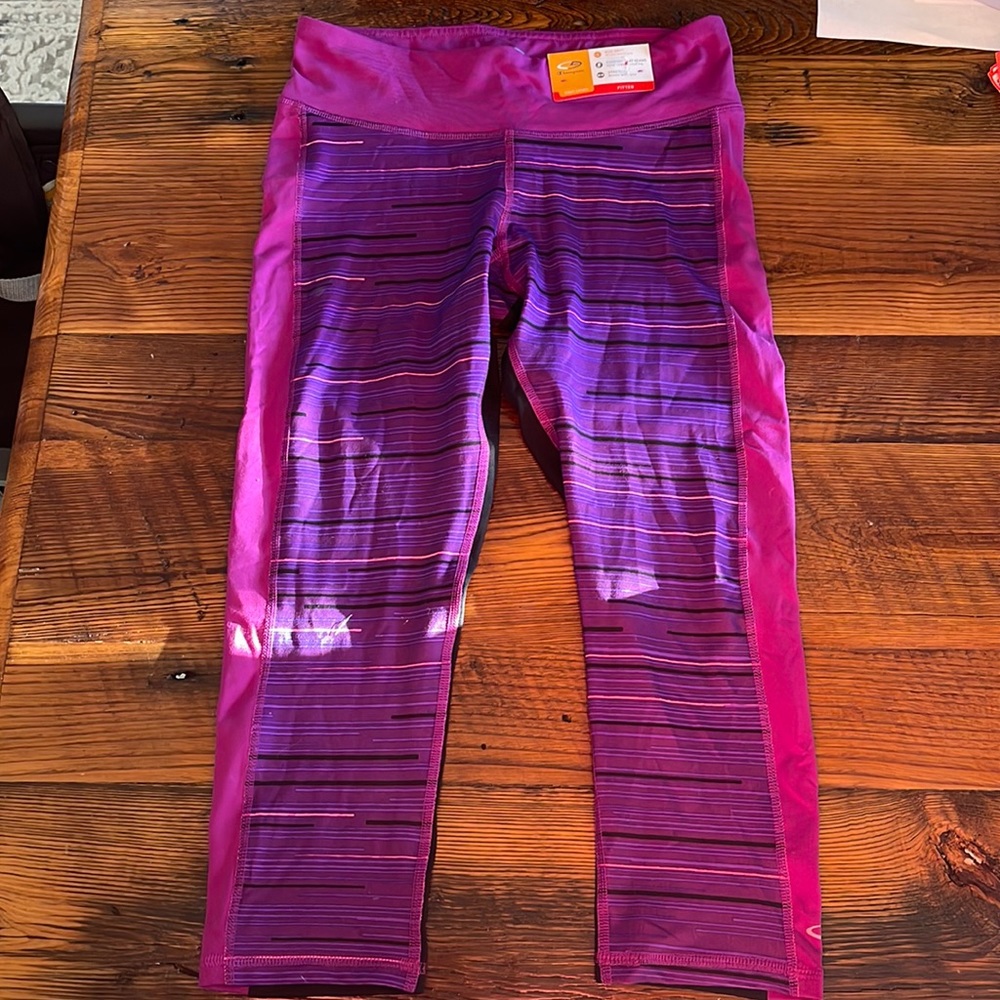 NWT C9 Champion black and purple Capri leggings size small